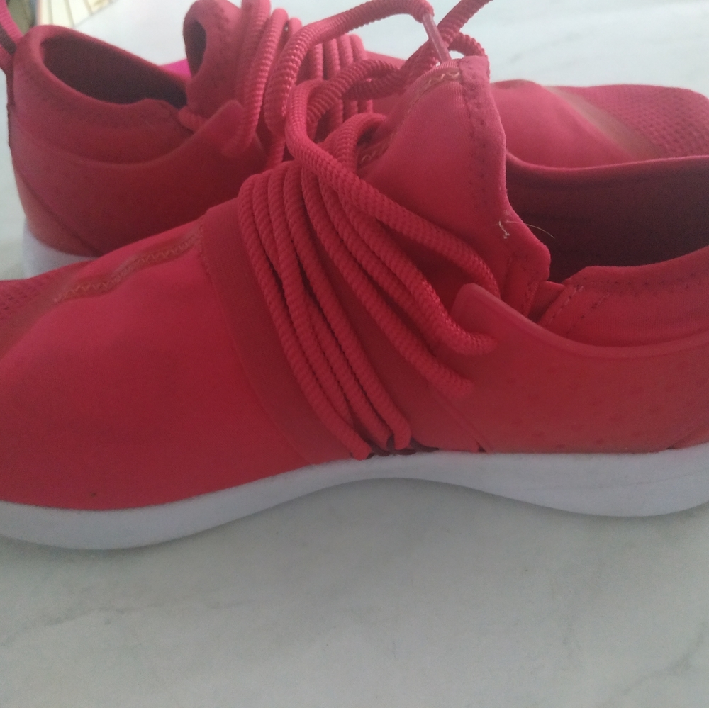 Fabletics sneaker